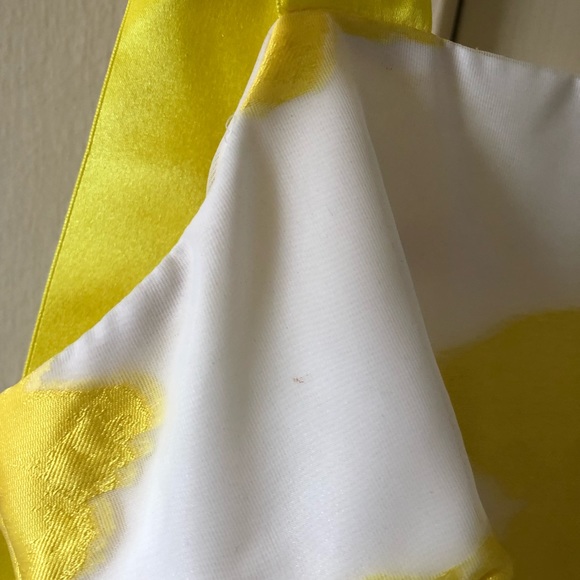 Mae Mae’d in NYC Karalena Floral Lemon Drop Dress 0 - Picture 8 of 8